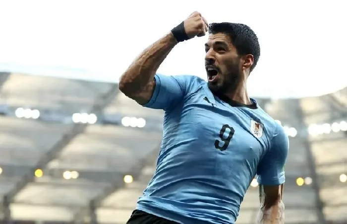 Suarez bị loại khỏi danh sách sơ bộ Uruguay Hình ảnh 1