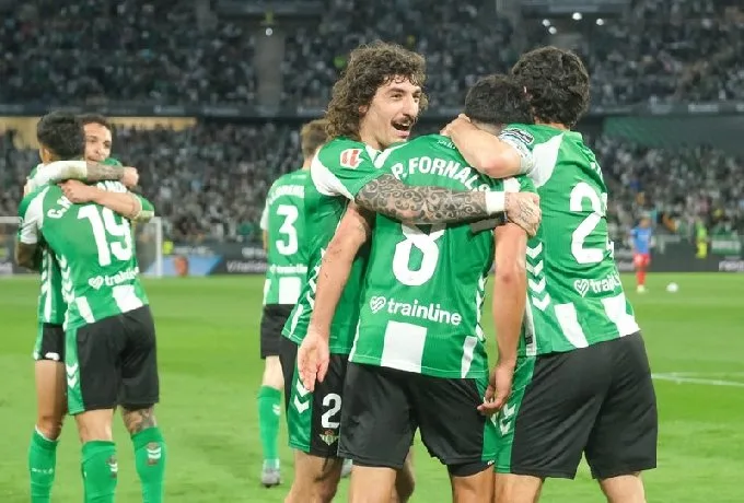 Betis trở lại Cúp C1 sau hơn 20 năm Hình ảnh 1