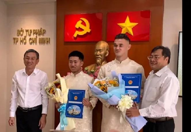 Hai cầu thủ nhận quốc tịch Việt Nam Hình ảnh 1